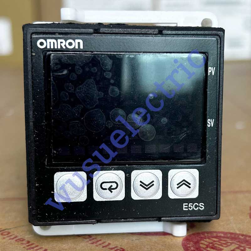 OMRON E5CS-R1KJX-F